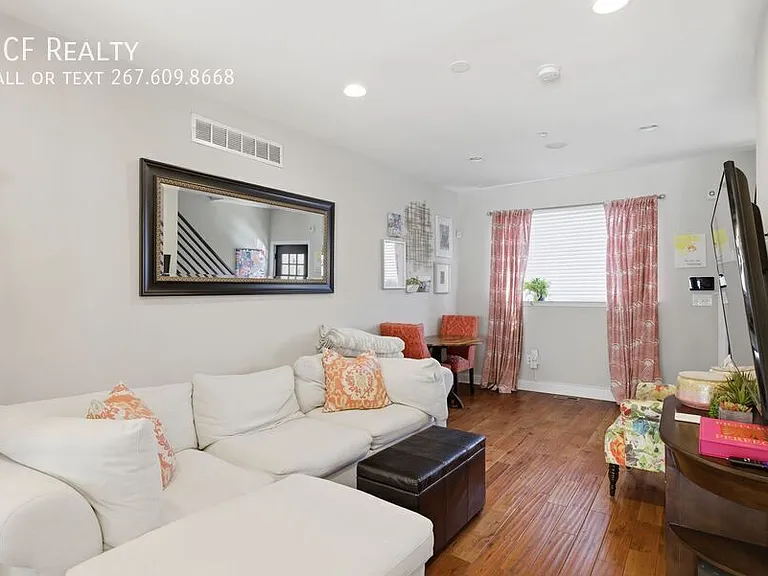 2249 Kimball St — Photo 7
