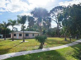 4800 Palmetto Ct, Naples, FL 34112