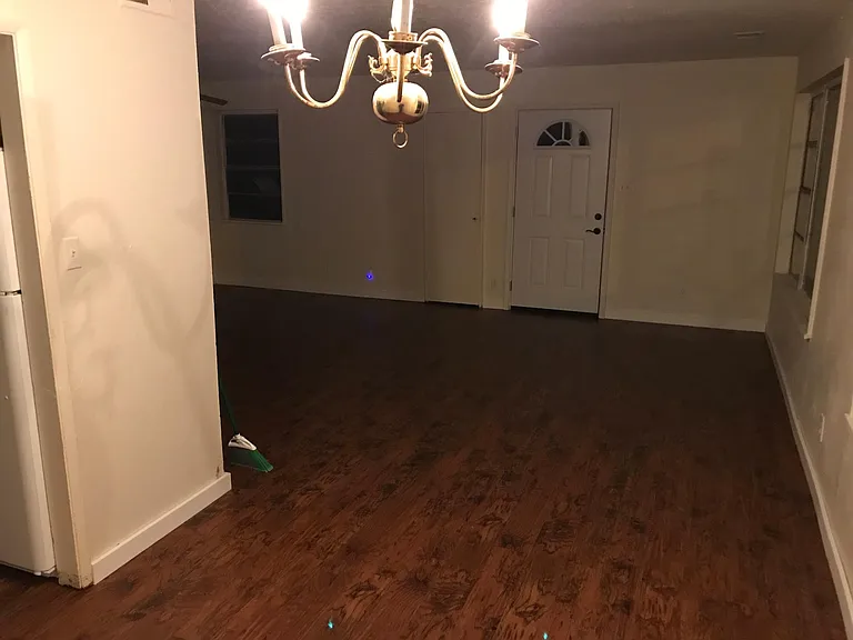 1238 Alfred St NE — Photo 8