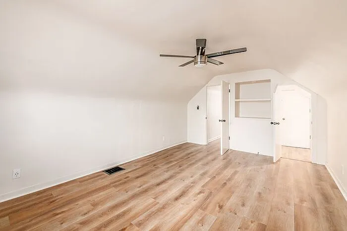 2135 Wesleyan Dr — Photo 20