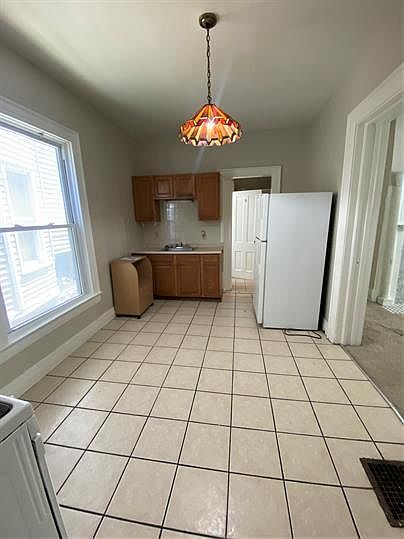 1st image of 331 W Delavan Ave #1