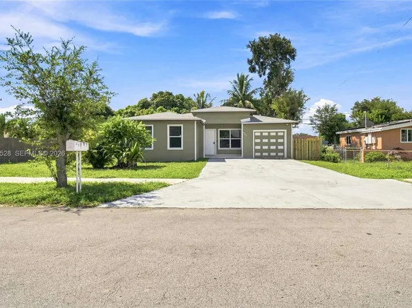 3520 NW 213th Ter, Miami Gardens, FL 33056