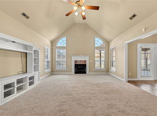 3804 SW Lone Oak Ave, Bentonville, AR 72712