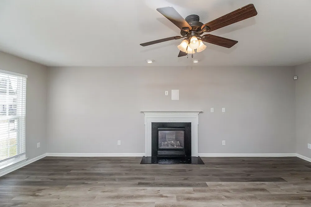 4 bed, 2.5 bath, 1804 sqft, $2,190 — Photo 4