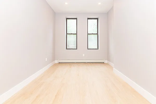 Rented by MySpaceNYC | media 19