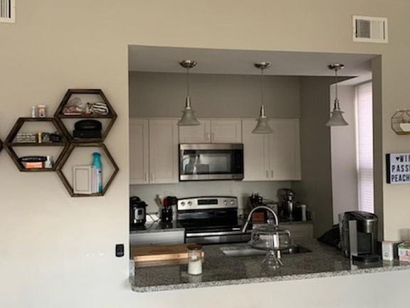 3rd image of 3847A Folsom Ave #2F