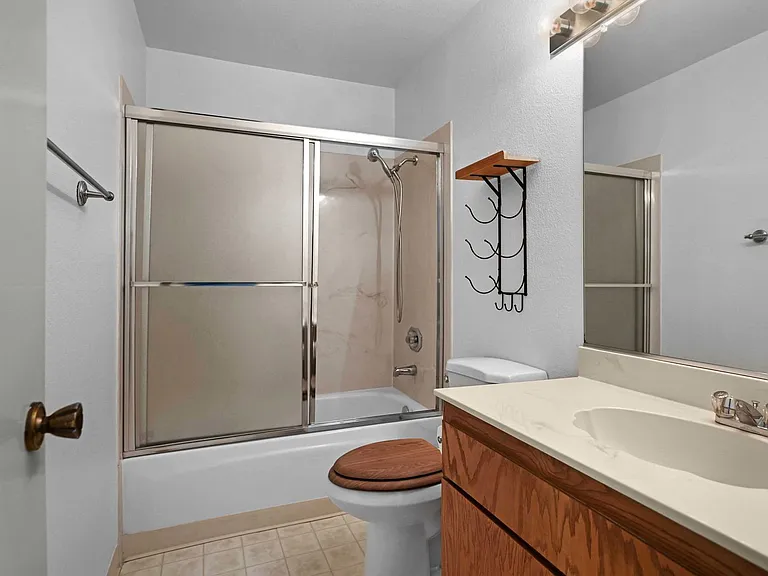 3000 Fostoria Cir — Photo 12