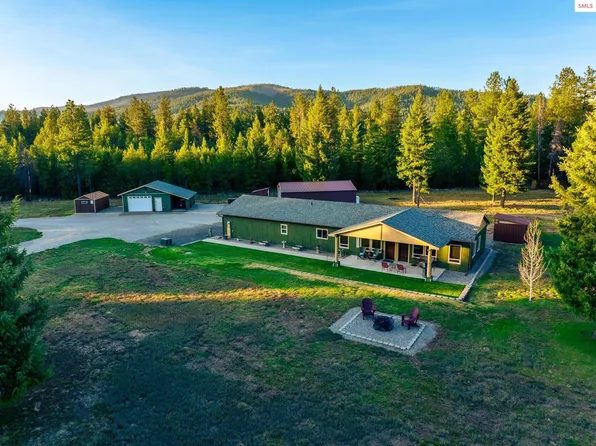 85 Choctaw Ln, Blanchard, ID 83804