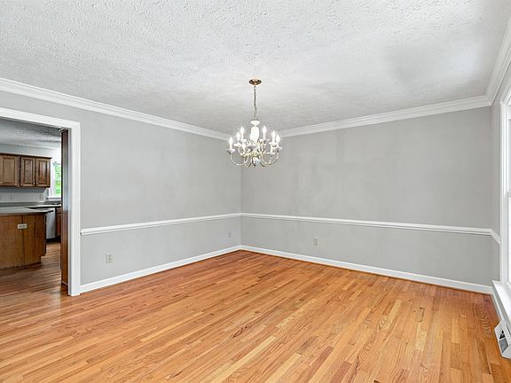 2nd image of 103 Cygnet Cir