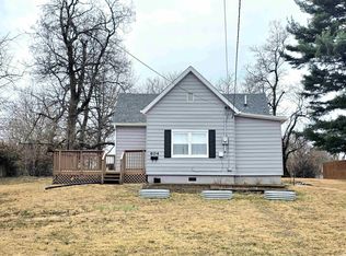 604 Crawford St, Mitchell, IN 47446