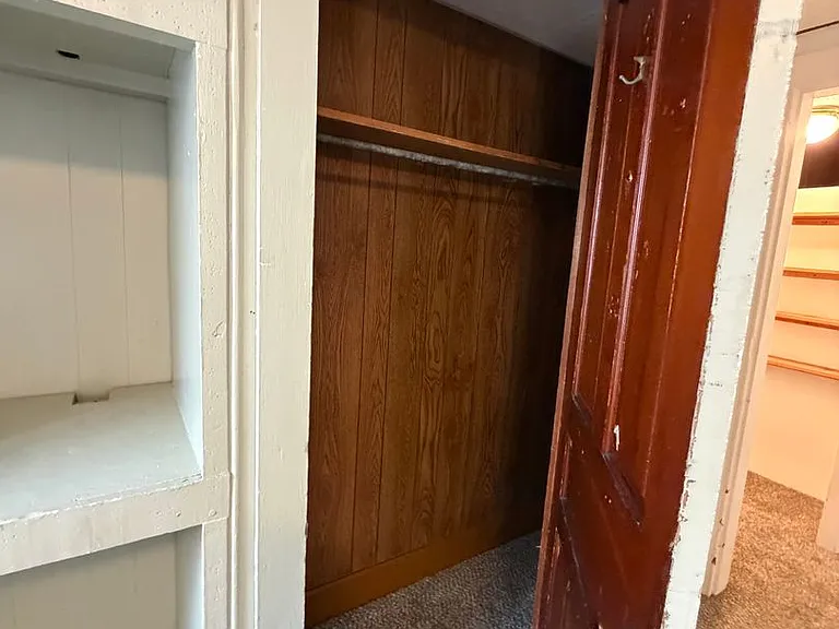 827 E Prospect St — Photo 12