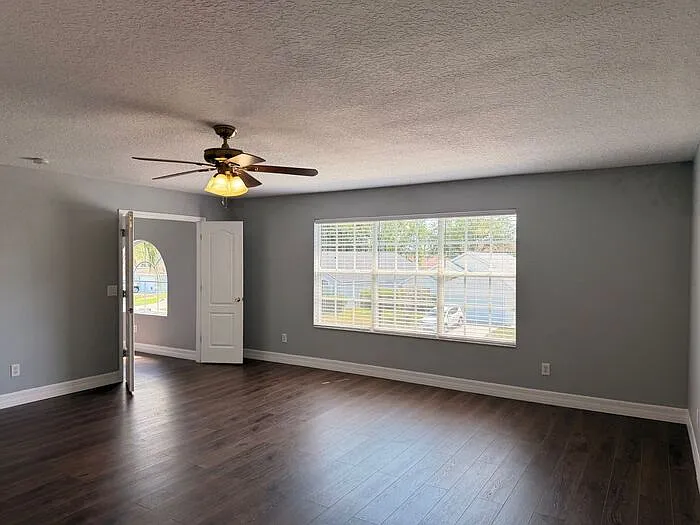 5768 Los Palma Vista Dr — Photo 12