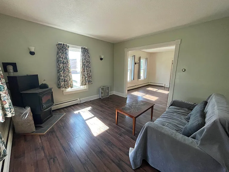 49 E Center St #1 — Photo 8