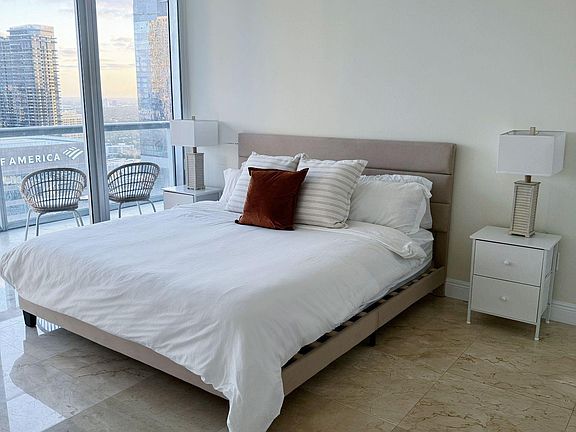 4th image of 495 Brickell Ave APT 4809