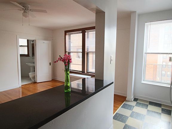2nd image of 941 W Carmen Ave #50863