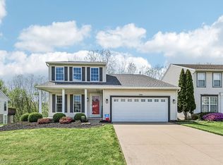 2152 Thornbury Ln, Akron, OH 44319