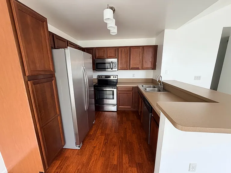 26201 Chesapeake Cir — Photo 5