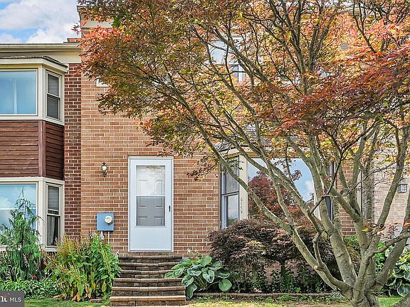 2nd image of 4169 Rittenhouse Ct