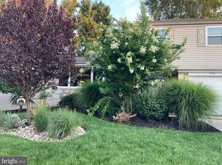 9718 Redd Rambler Dr, Philadelphia, PA 19115