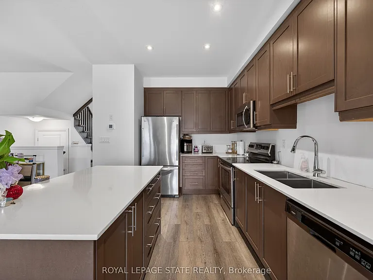 13 June Callwood Way — Photo 13