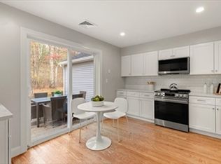 25 Barracks Rd, Hudson, MA 01749