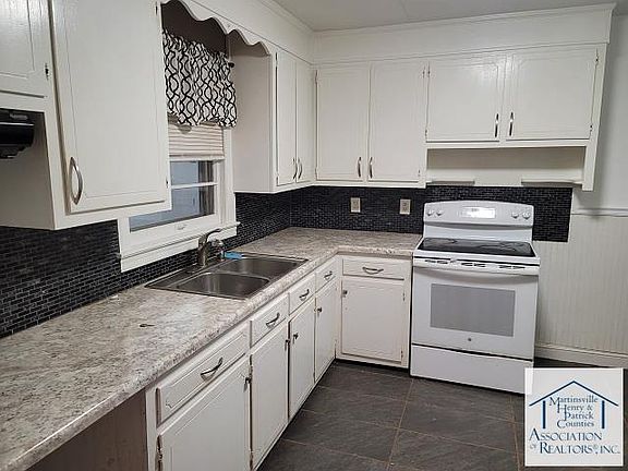 5th image of 1262 Laurel Ln