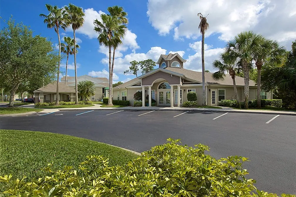 10X Port St. Lucie — Photo 1