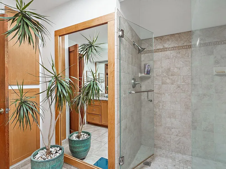 20205 Saratoga Vista Ct — Photo 19