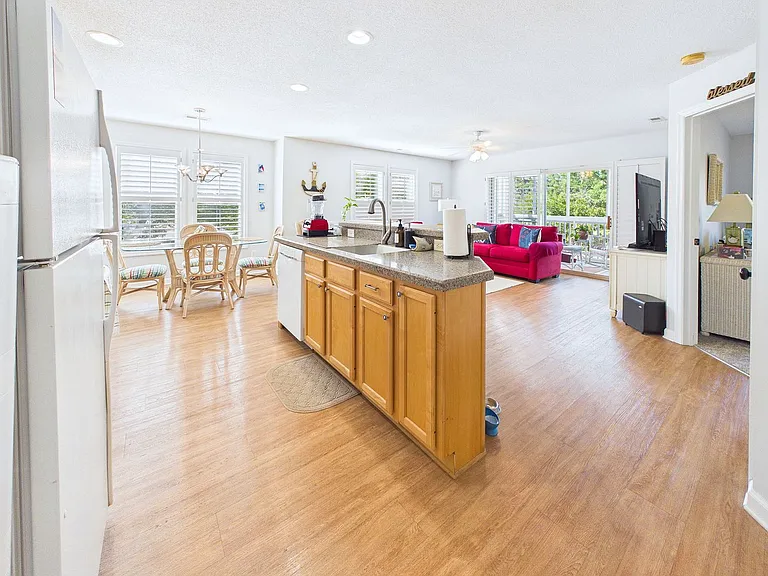 3350 Club Villas Dr #1303 — Photo 17
