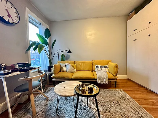 Rented by Compass | media 3