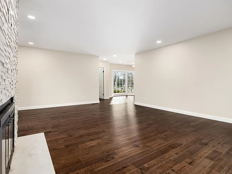 6407 N Jamestown Rd — Photo 9