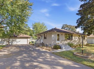 7208 Hartkopf Ln N, Brooklyn Park, MN 55428