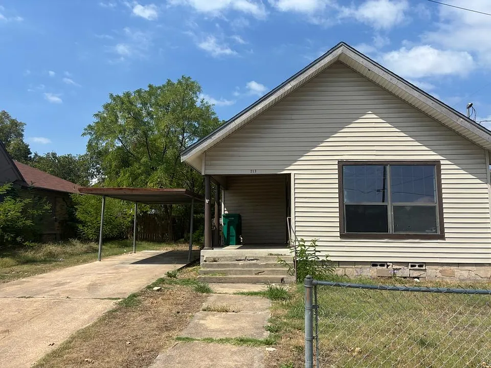 213 N Lutterloh Ave #A