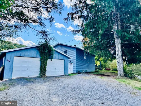 194 Shawver Ln, Pine Grove Mills, PA 16868