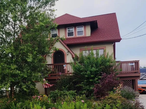 359 Roosevelt Avenue, Freeport, NY 11520