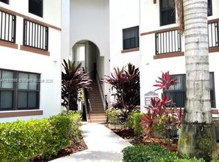 10600 NW 88th St APT 204, Doral, FL 33178