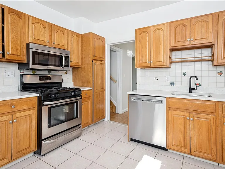 42 Glen Rd #3 — Photo 8