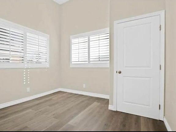 5th image of 4704 E Compton Blvd