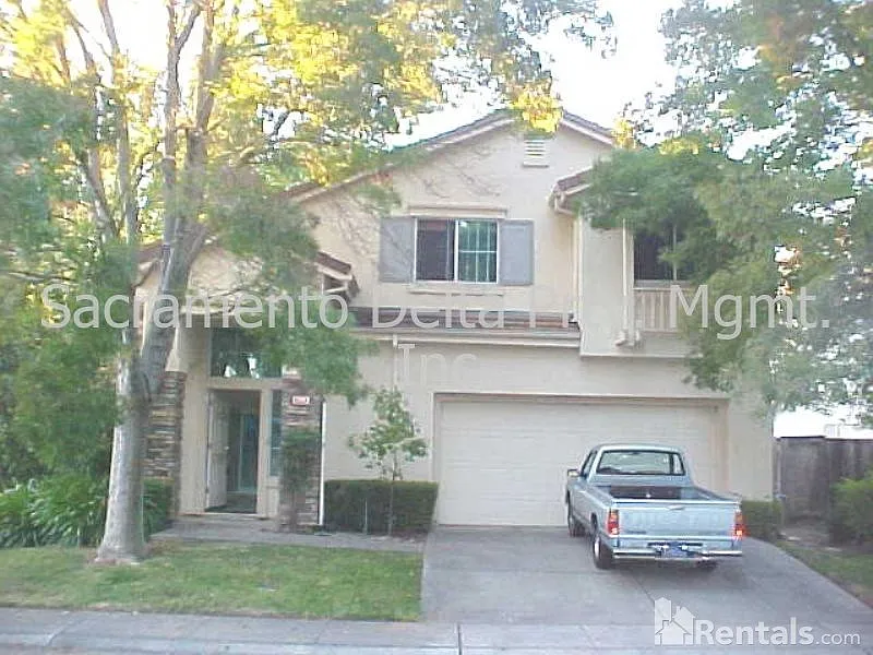 9556 Portside Ln photo 1