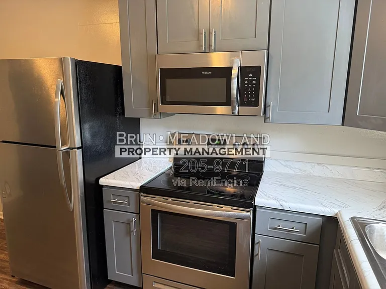 5540 N Broadway St #17 — Photo 11