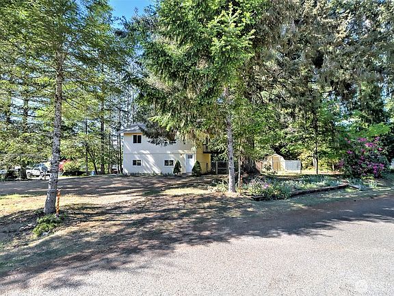 3rd image of 190 E Stavis Road
