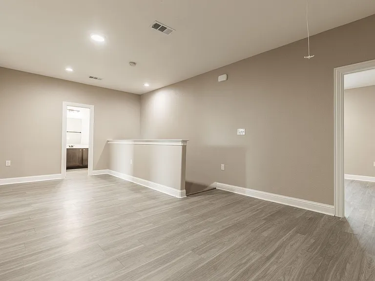 1003 Debby Ct — Photo 11
