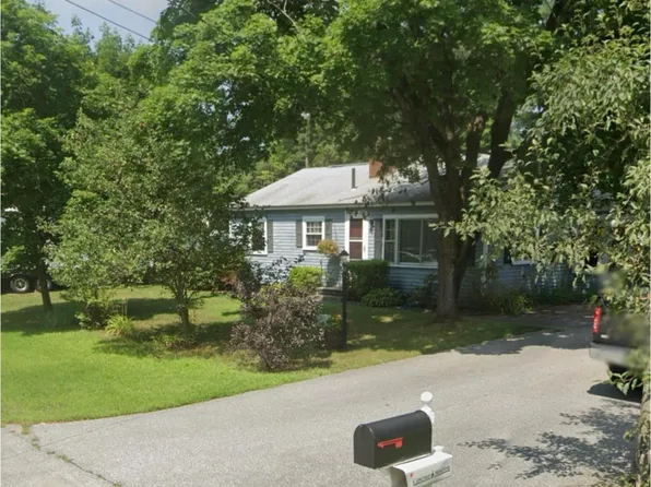 97 Manor Road, Concord, NH 03303