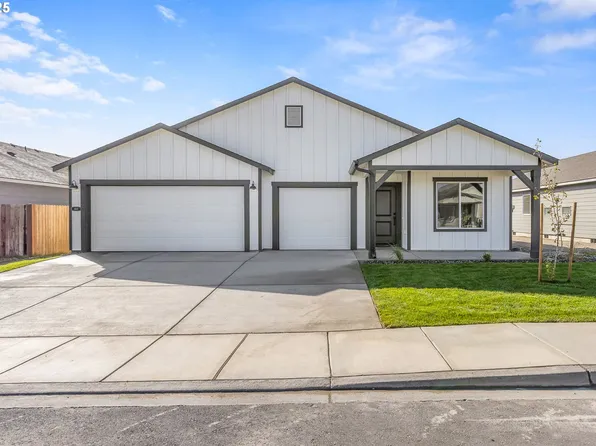 484 Arthur St, Umatilla, OR 97882