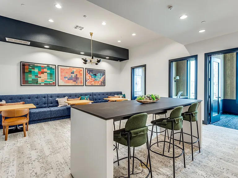 Lenox Sienna | Apartments & Townhomes — Photo 13