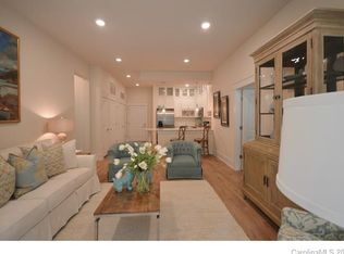 9808 Holly Center Dr APT 305, Huntersville, NC 28078