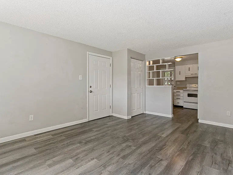 330 Vehr Dr #2 — Photo 9