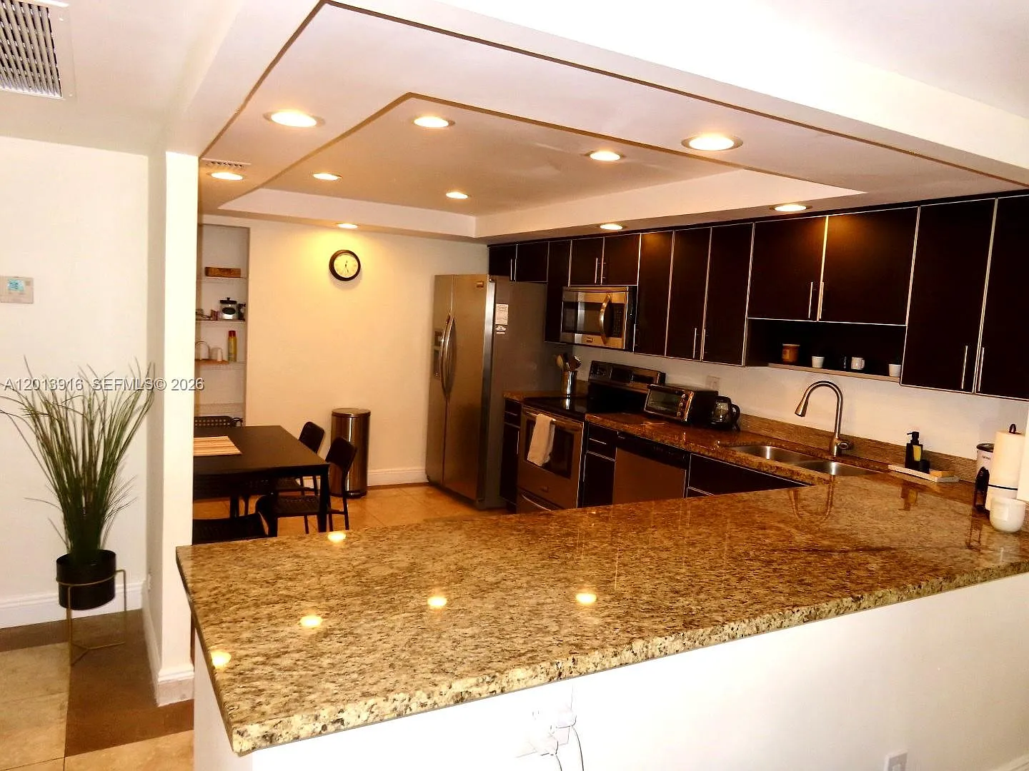 Olympus Condo Phase — Photo 3
