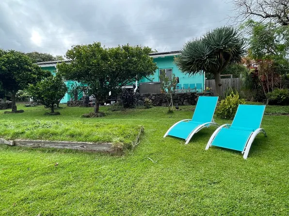 94-6721 Kamaoa Rd, Naalehu, HI 96772