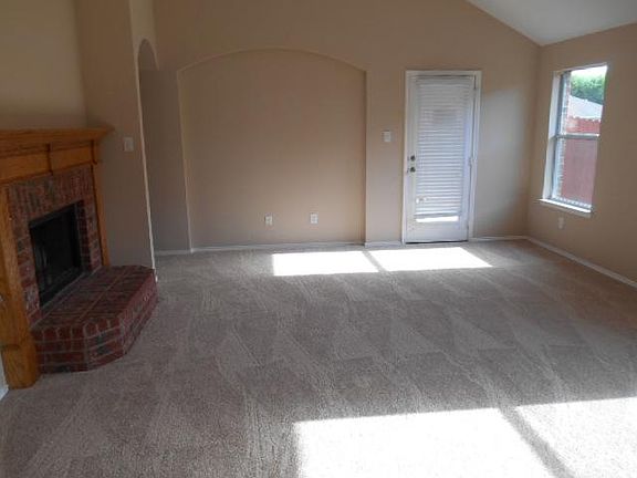 4th image of 1210 Cedar Branch Dr